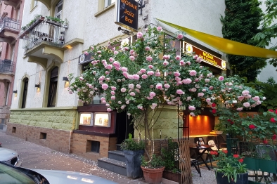 21.05.2024: Liebe Gaeste: die Jazz Bar ist am. 21.05.2024  geschlossen